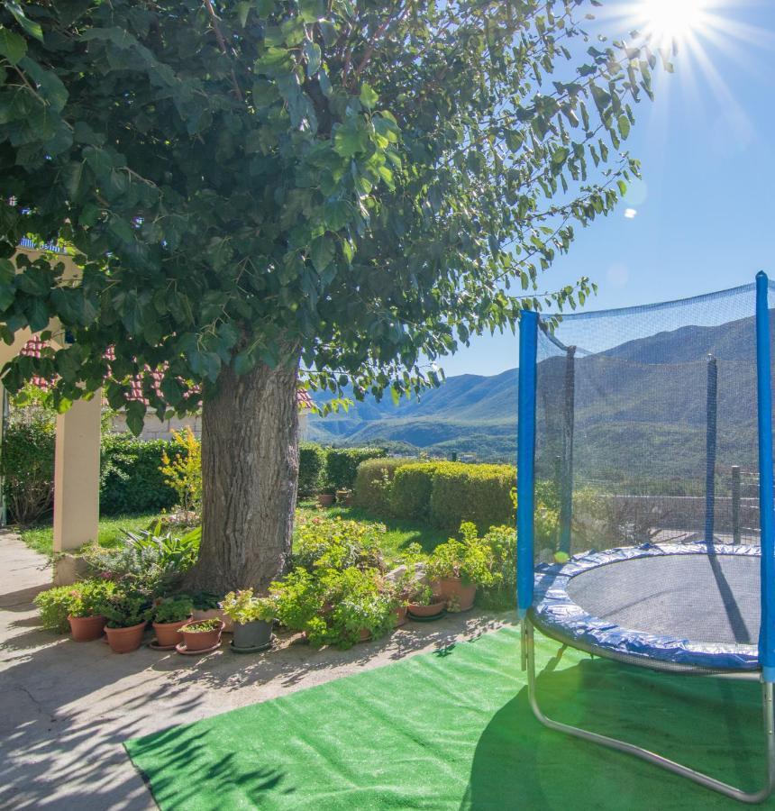 Villa Milena With Heated Pool And Jacuzzi Kostanje Exterior foto