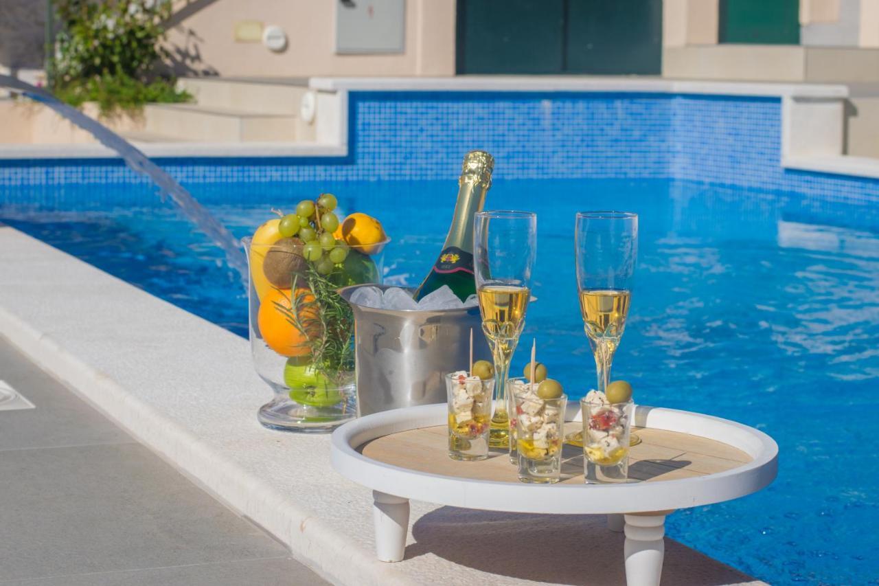 Villa Milena With Heated Pool And Jacuzzi Kostanje Exterior foto