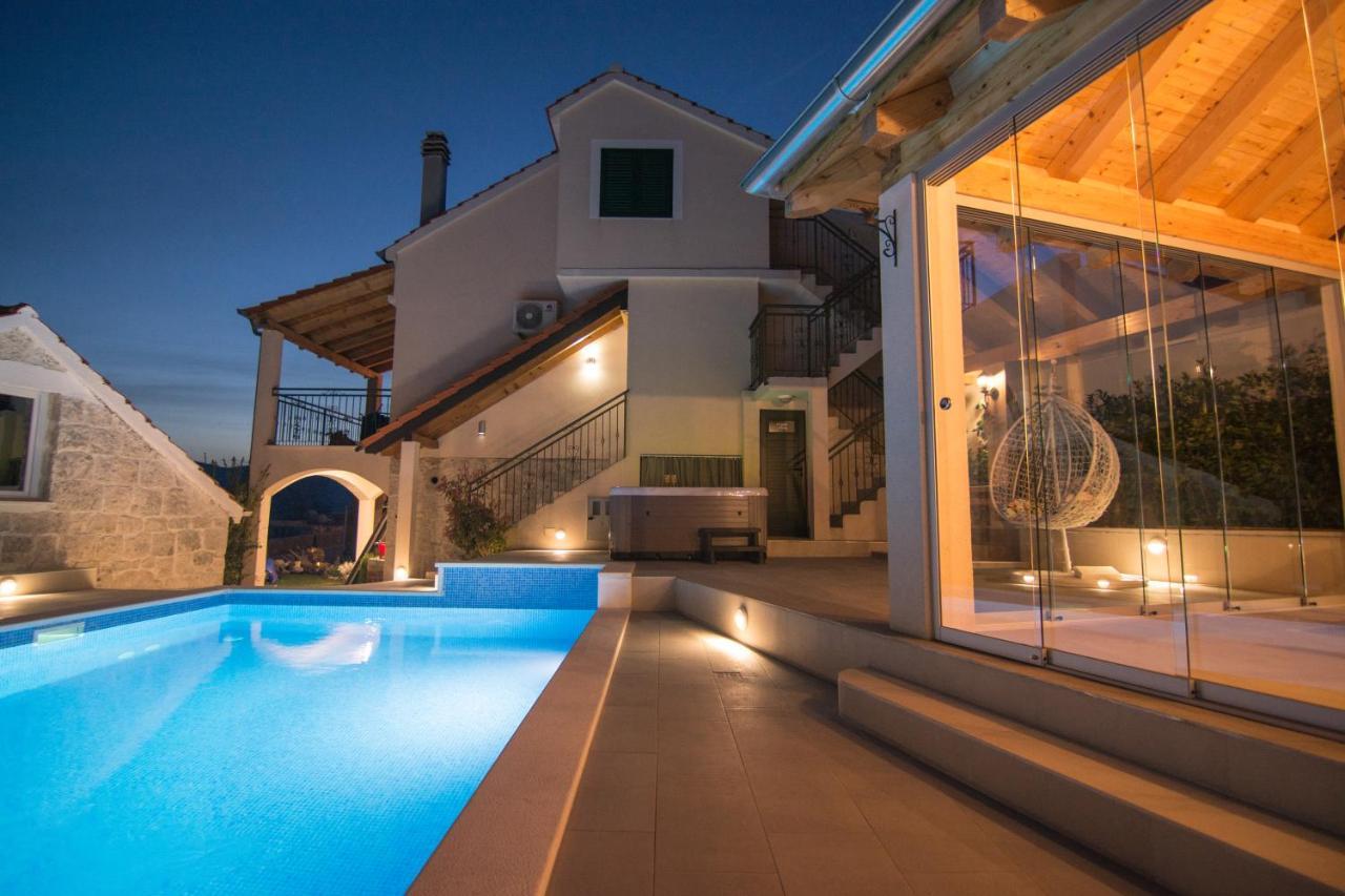 Villa Milena With Heated Pool And Jacuzzi Kostanje Exterior foto